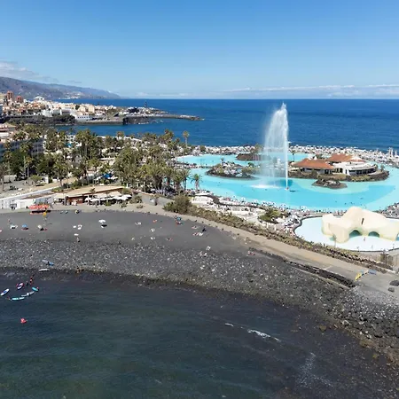 Lindo Junto Al Mar Puerto de la Cruz (Tenerife)